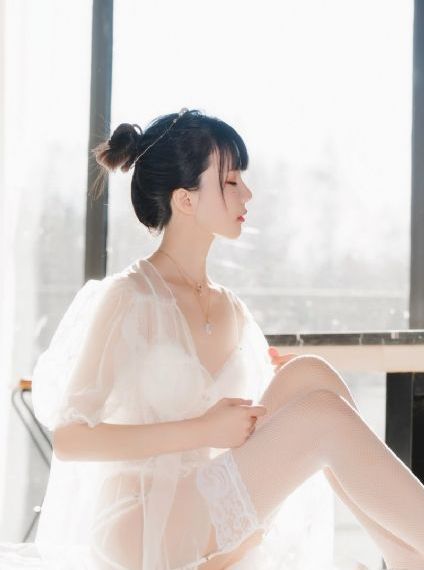 少妇厨房与子伦