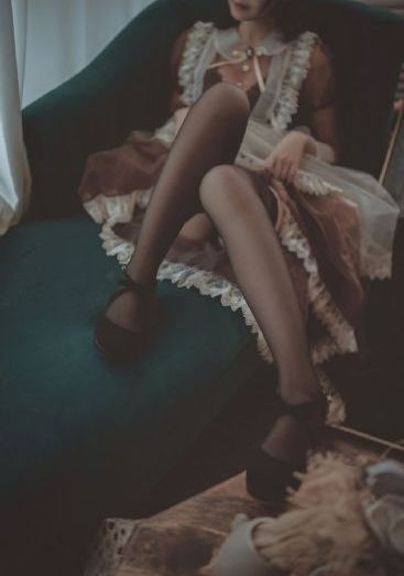 校花喂我奶乳脱她小内内动漫