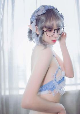 伊人免费视频二